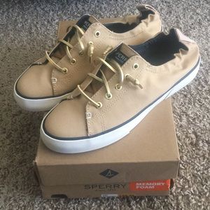 Slip on Sperry Canvas Sneaker